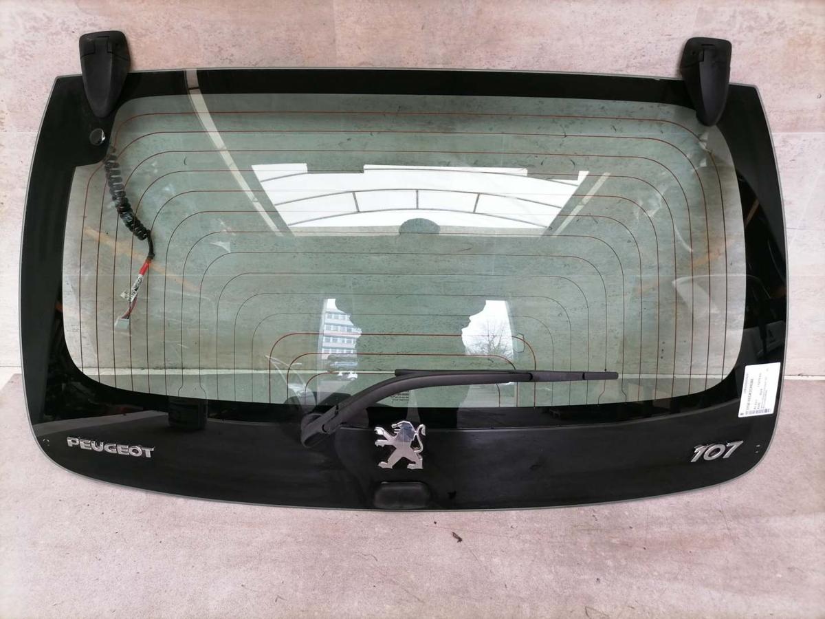 Peugeot 107 original Heckscheibe Heckklappe Bj.2011